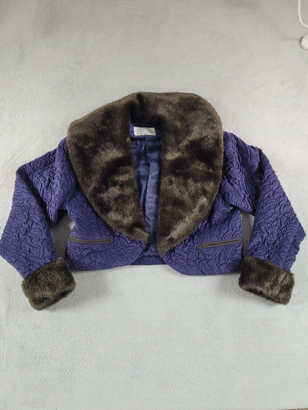Puzzle Alpha Vintage Purple Textured Faux Fur Collar Cropped Jacket - Picture 2 of 10